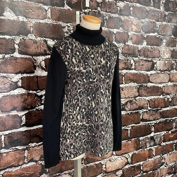 Griffen Sweater Cashmere Turtleneck Black Leopard Print Size Medium - Picture 4 of 9